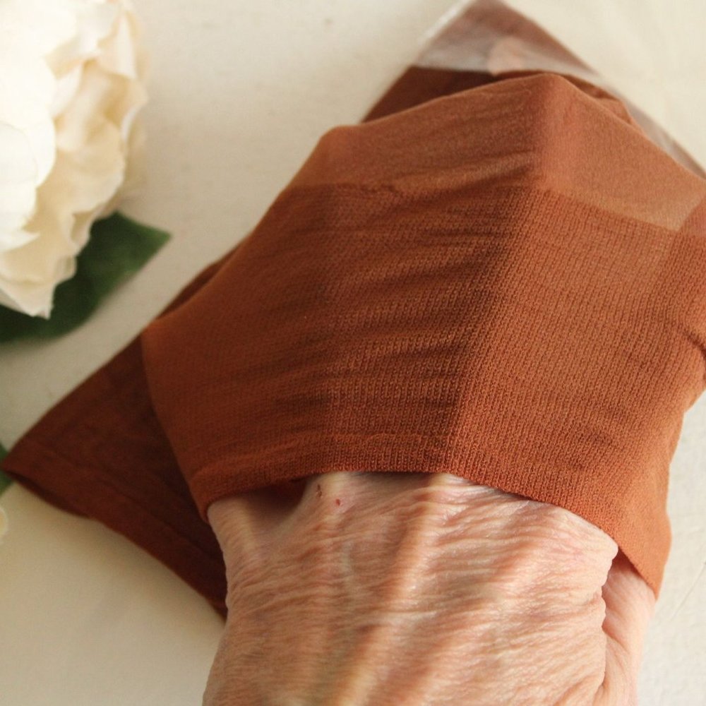 Vintage 1980s 1990s Knee High Stockings, New NOS Comfort Top Beige, Average Size - Picture 9 of 10